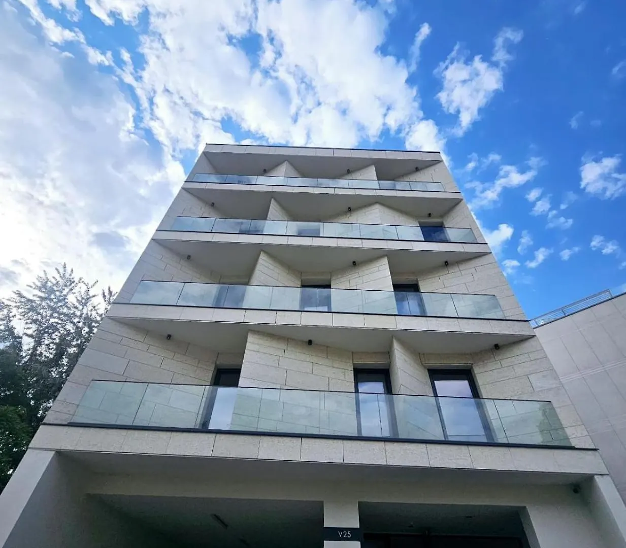 V25Appartments Elegant بوخارست 0*,